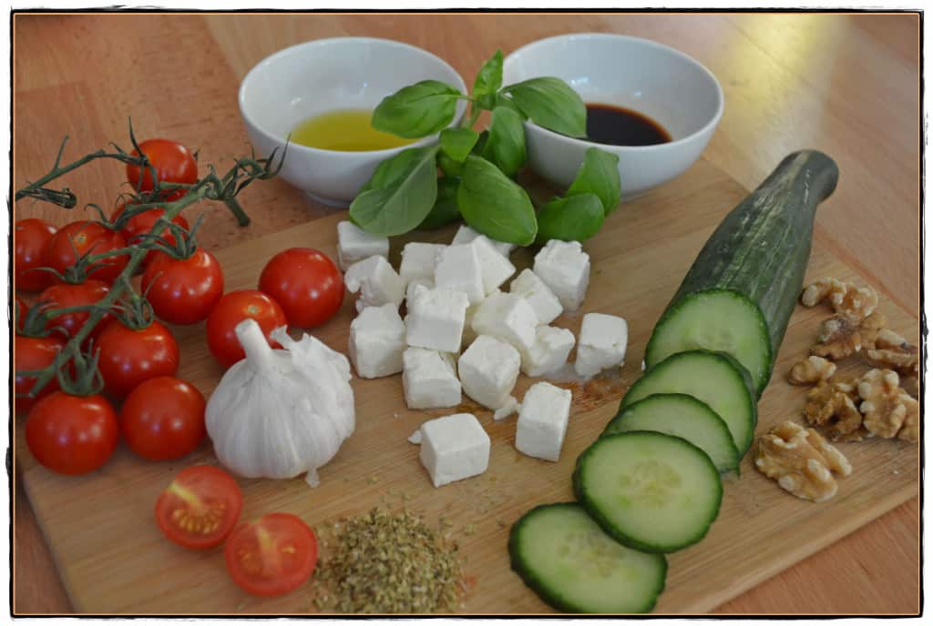 schnelles Mittagessen Griechischer Salat Nicer Dicer